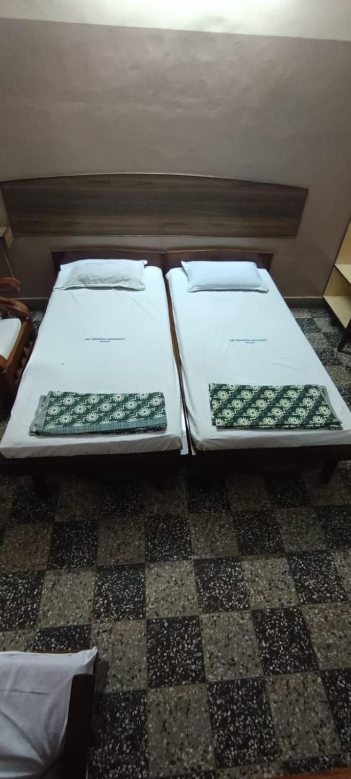 Hotel Sri Krishna Residency Vellore Zewnętrze zdjęcie